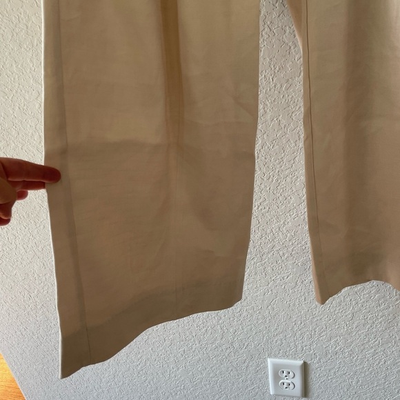 CAbi Wide Leg Traipse Trousers 6266R Size 4 in Biscotti Linen Blend - Picture 9 of 11